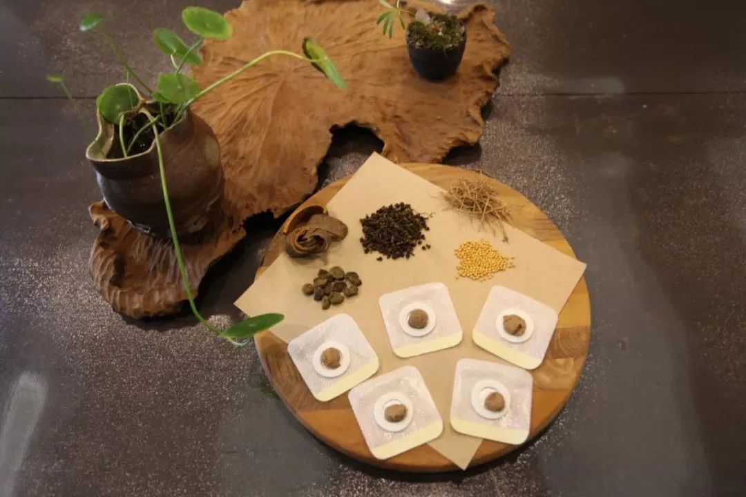 “三伏貼”在網上很受歡迎 消費者敷貼后過敏